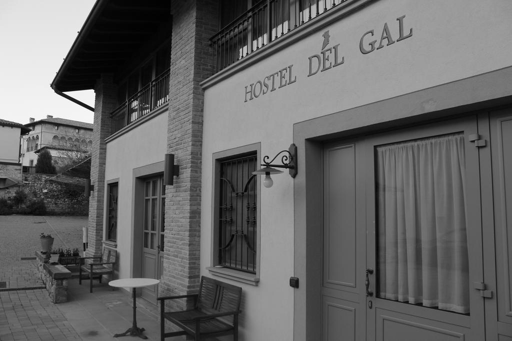 Hostel Del Gal Clusane Buitenkant foto